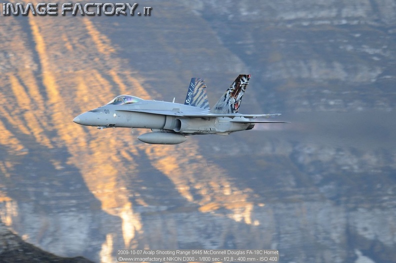 2009-10-07 Axalp Shooting Range 0445 McDonnell Douglas FA-18C Hornet.jpg